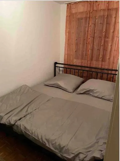 Schoene 45Qm Grosse Wohnung In Muenchen Schwabing, 5 Min Vom Fussball Stadium Entfernt,5 Min Bis Zum Stadtzentrum 0*, München Németország
